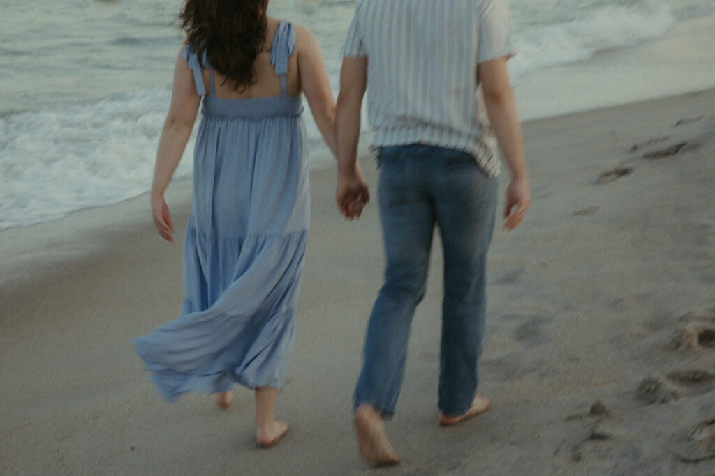 beach maternity photos